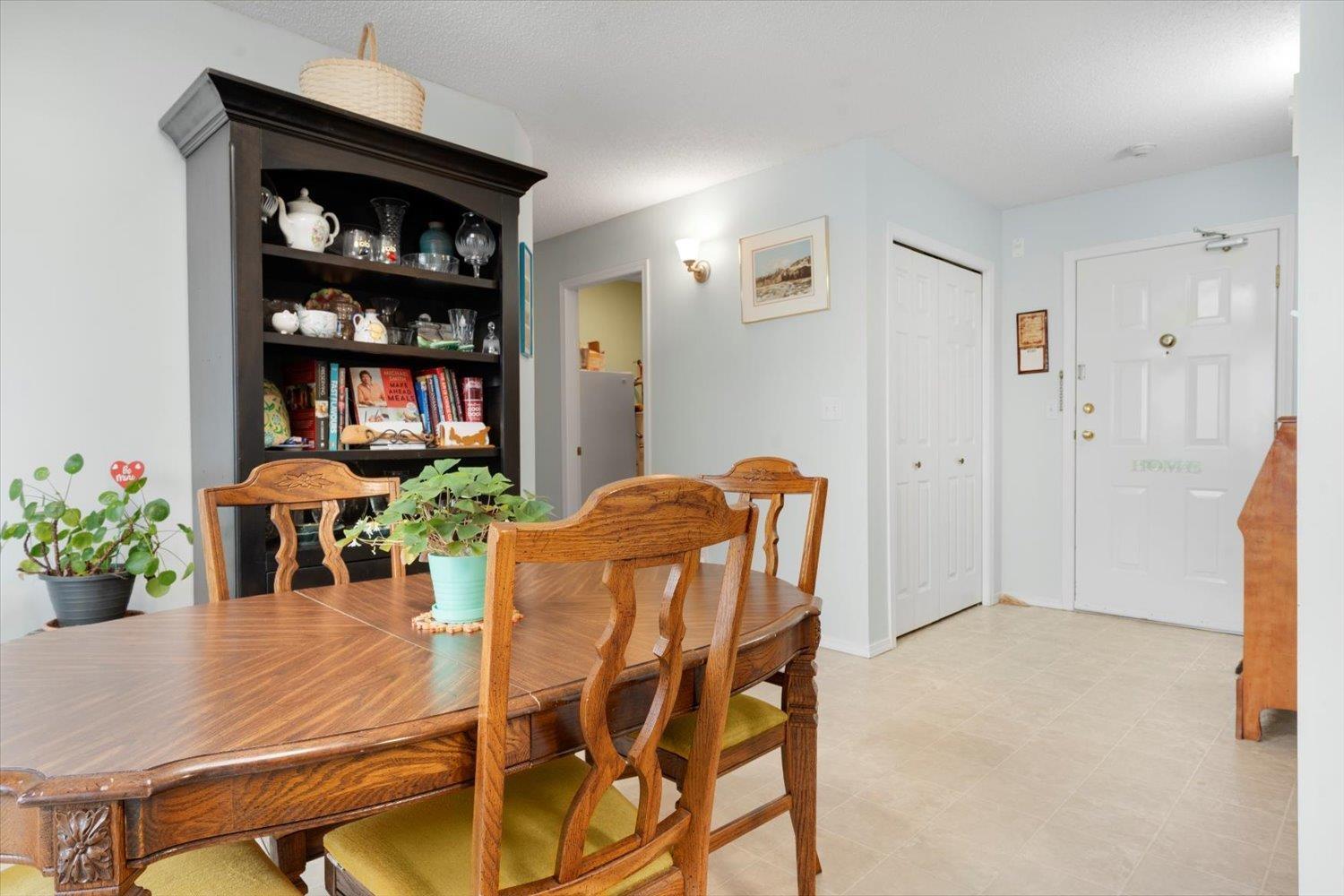 303 9006 Edward Street, Chilliwack Proper West, Chilliwack, British Columbia  V2P 4E1 - Photo 6 - R3047353