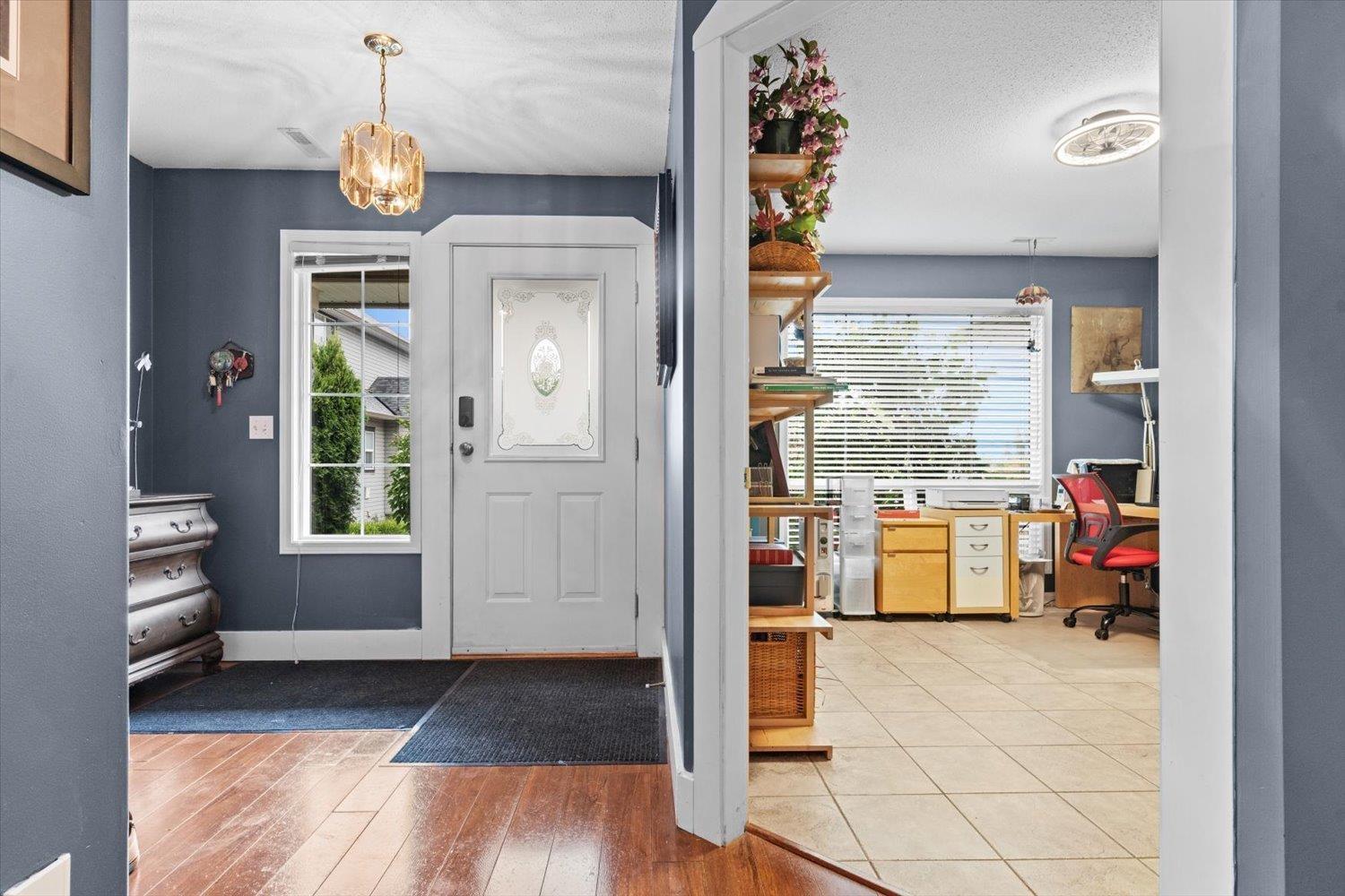 46334 Valleyview Road, Promontory, Chilliwack, British Columbia  V2R 5R9 - Photo 7 - R3047352