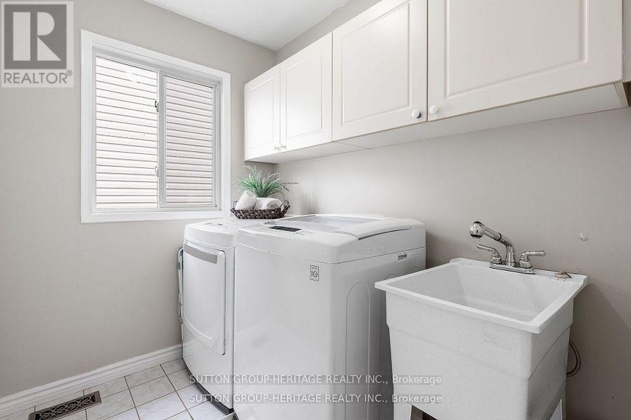 23 Blacksmith Lane, Whitby (Williamsburg), Ontario  L1P 1N1 - Photo 29 - E12406651