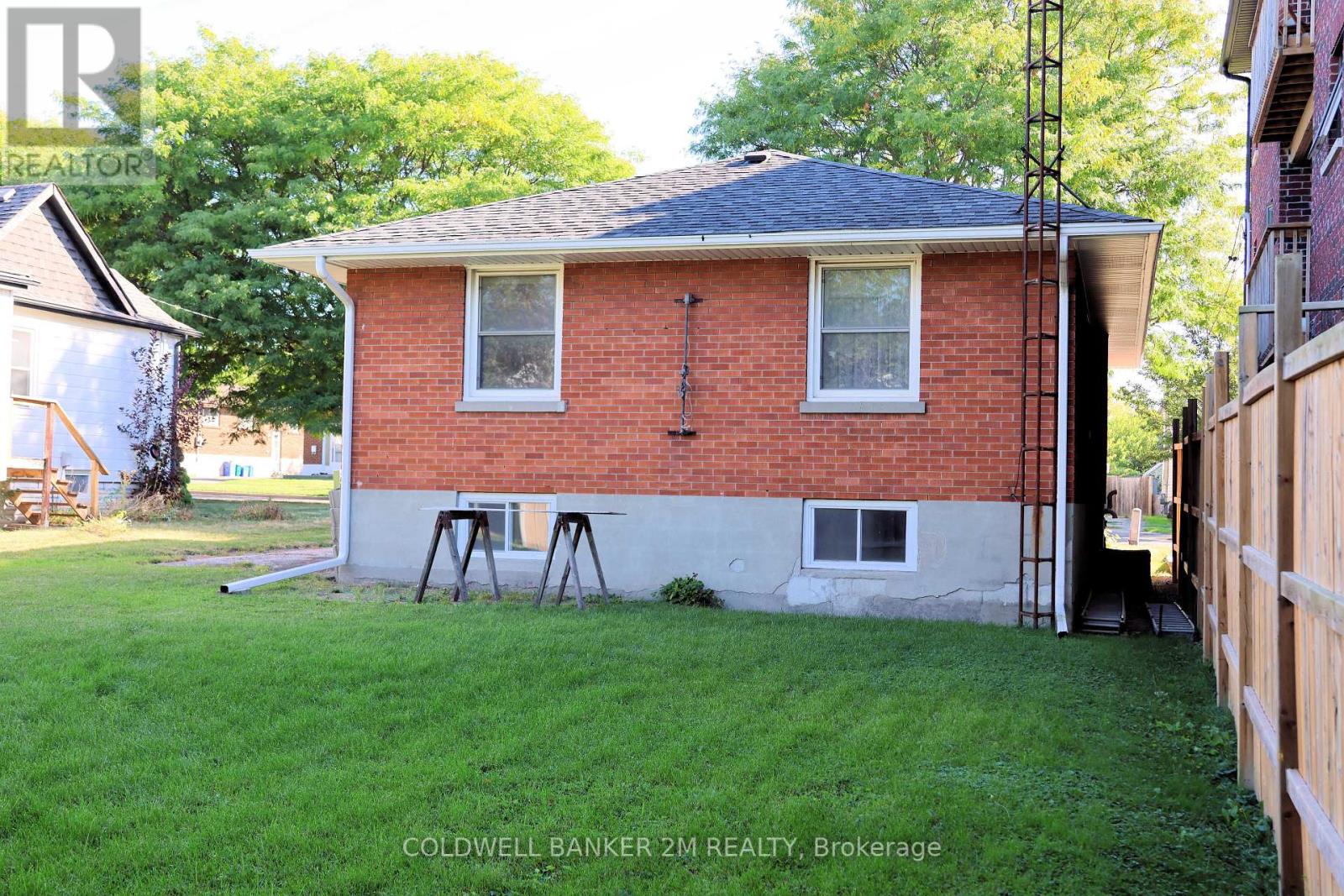 90 Cromwell Avenue, Oshawa, Ontario  L1J 4T6 - Photo 13 - E12401653