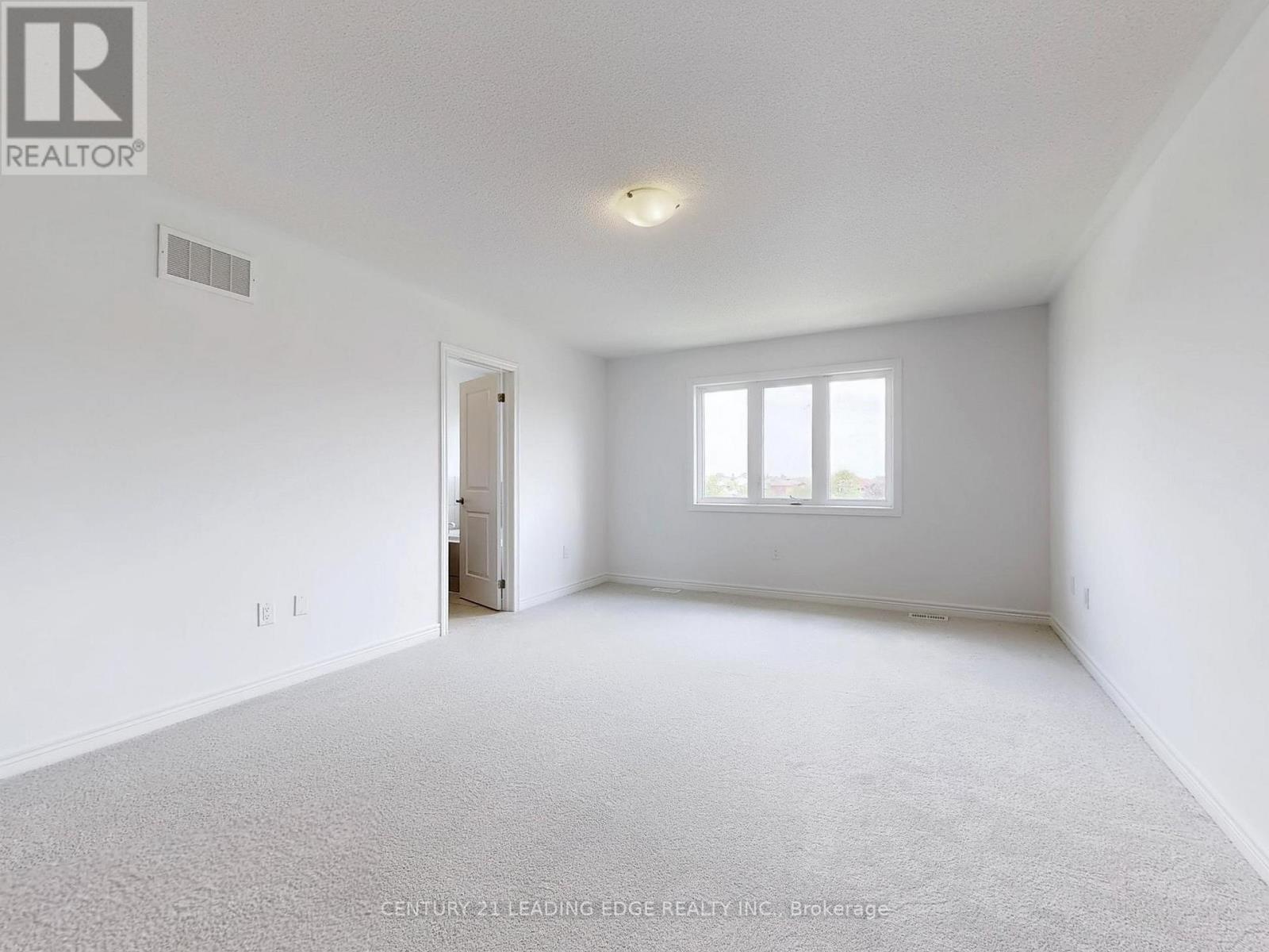 2025 Mullen Street, Innisfil (Alcona), Ontario  L9S 0J8 - Photo 15 - N12406569