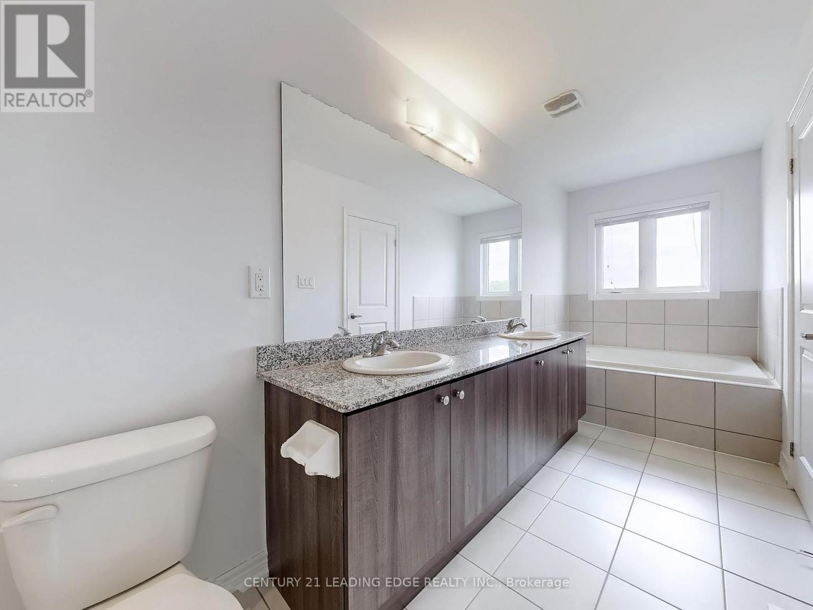 2025 Mullen Street, Innisfil (Alcona), Ontario  L9S 0J8 - Photo 19 - N12406569