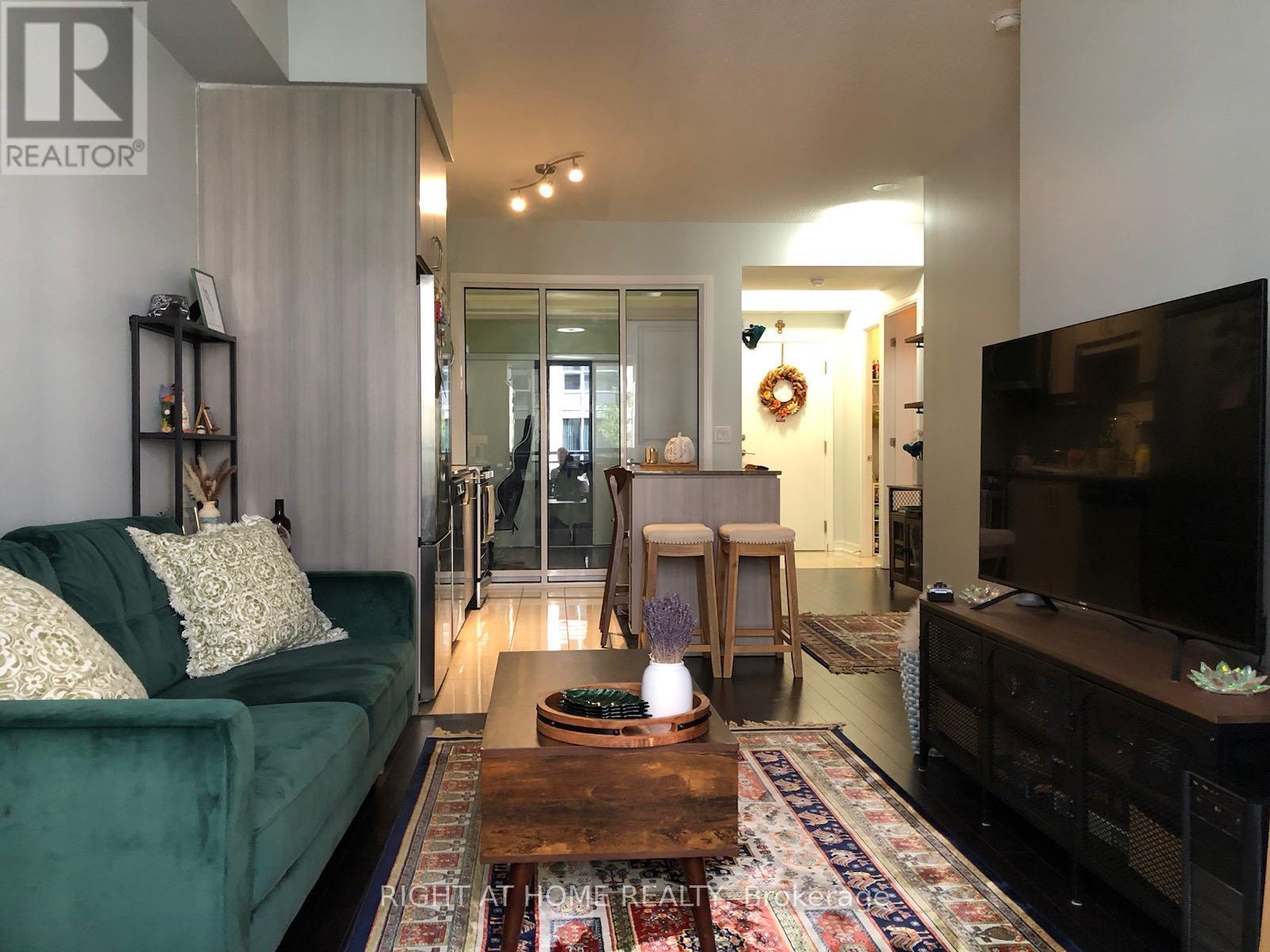 Sw 215 - 9191 Yonge Street, Richmond Hill, Ontario  L4C 1E2 - Photo 12 - N12406620