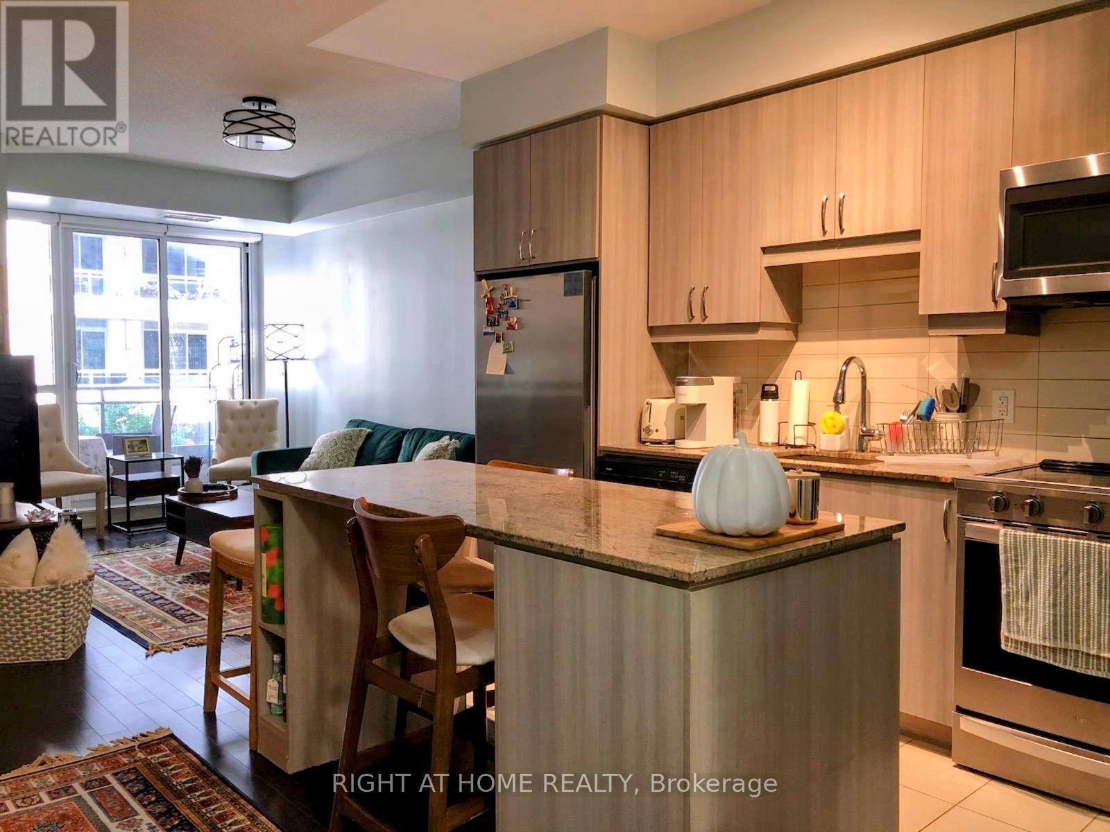 Sw 215 - 9191 Yonge Street, Richmond Hill, Ontario  L4C 1E2 - Photo 8 - N12406620