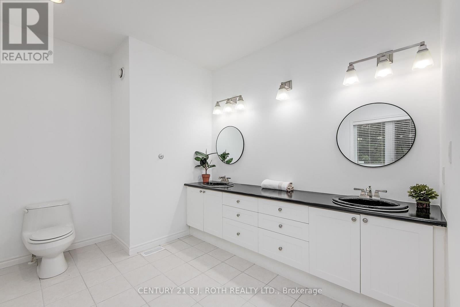 3925 Algoma Avenue, Innisfil, Ontario  L9S 2M4 - Photo 35 - N12406633