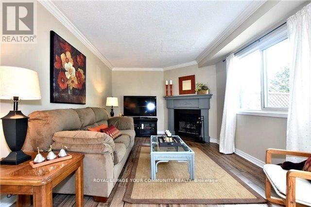 51 Falan Heights Crescent, Aurora, Ontario  L4G 5B8 - Photo 7 - N12406640