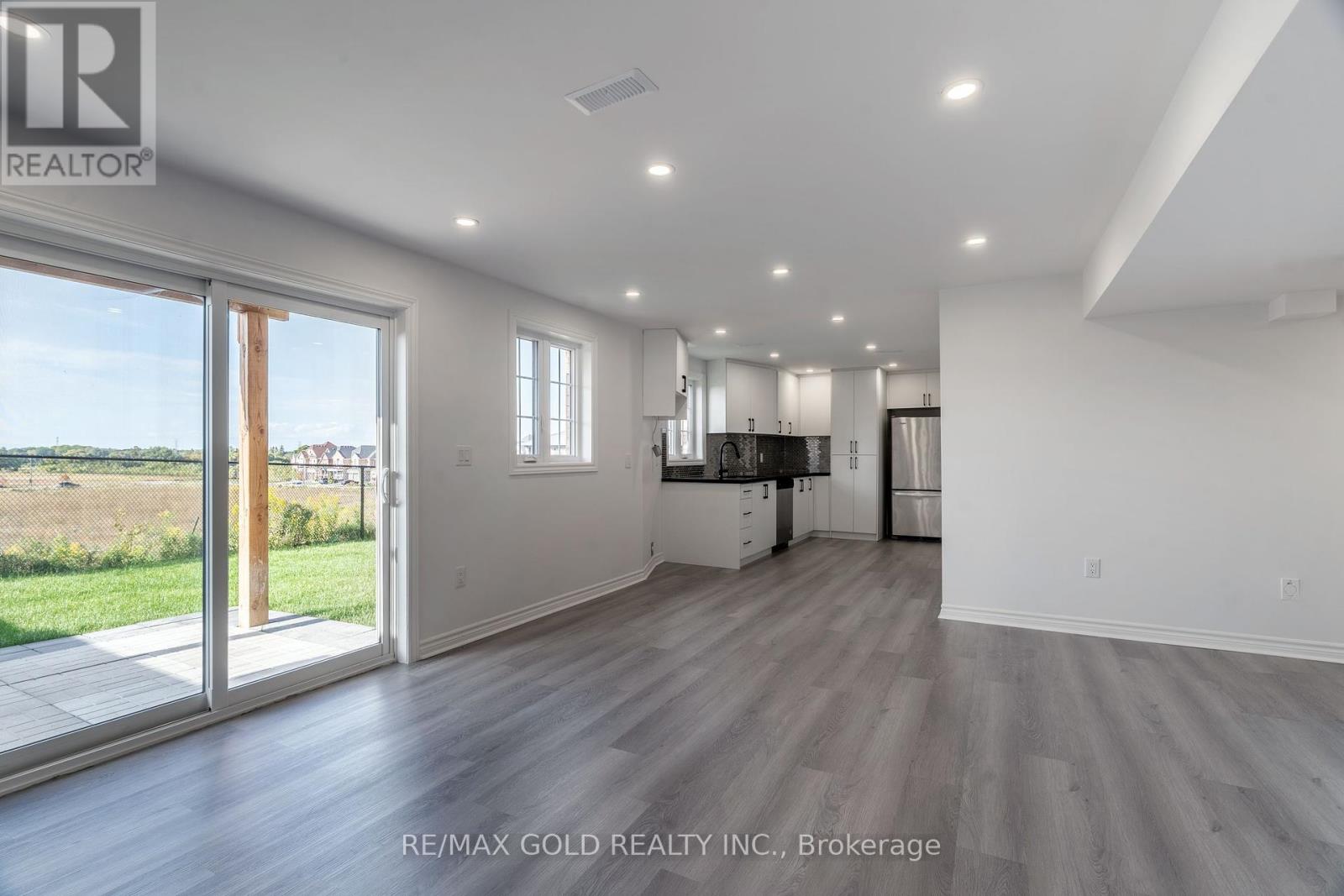 16 Frank Kelly Drive, East Gwillimbury (Holland Landing), Ontario  L9N 0V2 - Photo 33 - N12406680