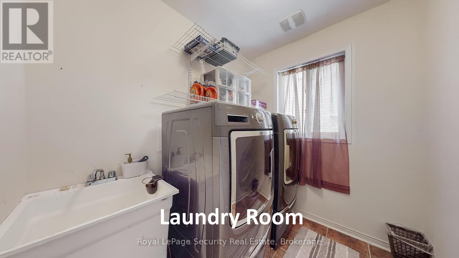 23 Mooney Street, Bradford West Gwillimbury (Bradford), Ontario  L3Z 0K7 - Photo 21 - N12406686