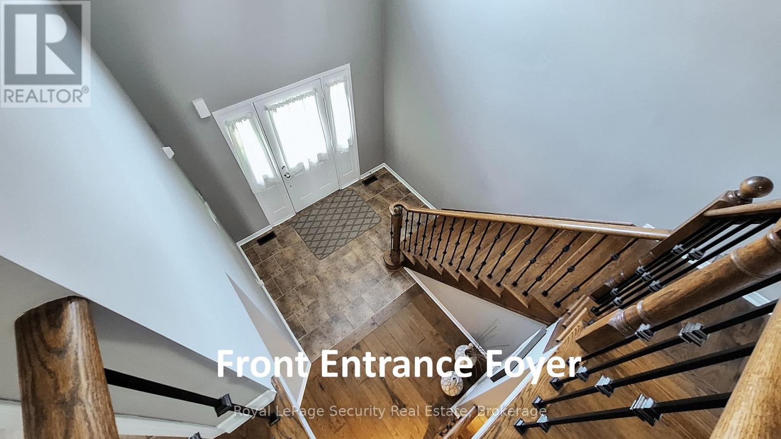 23 Mooney Street, Bradford West Gwillimbury (Bradford), Ontario  L3Z 0K7 - Photo 22 - N12406686