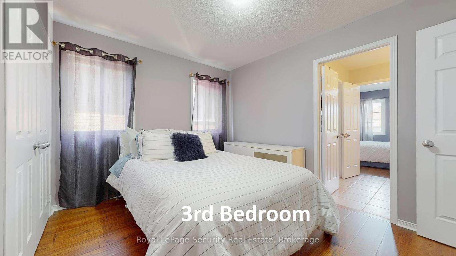 23 Mooney Street, Bradford West Gwillimbury (Bradford), Ontario  L3Z 0K7 - Photo 34 - N12406686