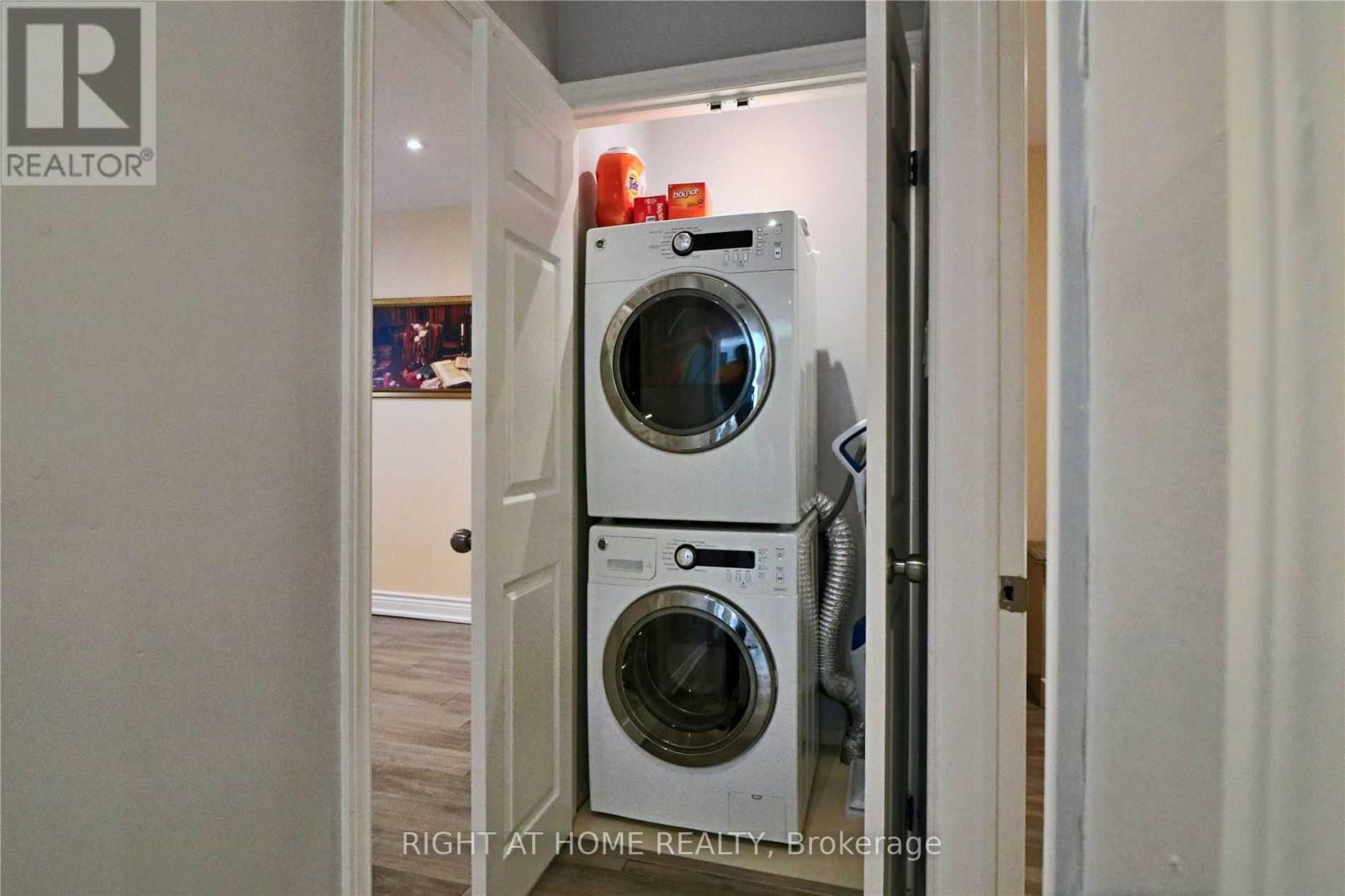 Main - 40 Foreht Crescent, Aurora, Ontario  L4G 3E8 - Photo 13 - N12406696