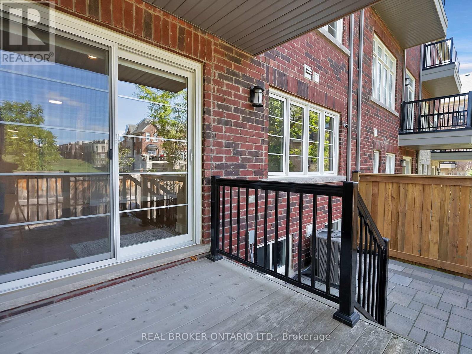 30 Island Green Lane, Markham (Angus Glen), Ontario  L6C 0Y7 - Photo 47 - N12406750