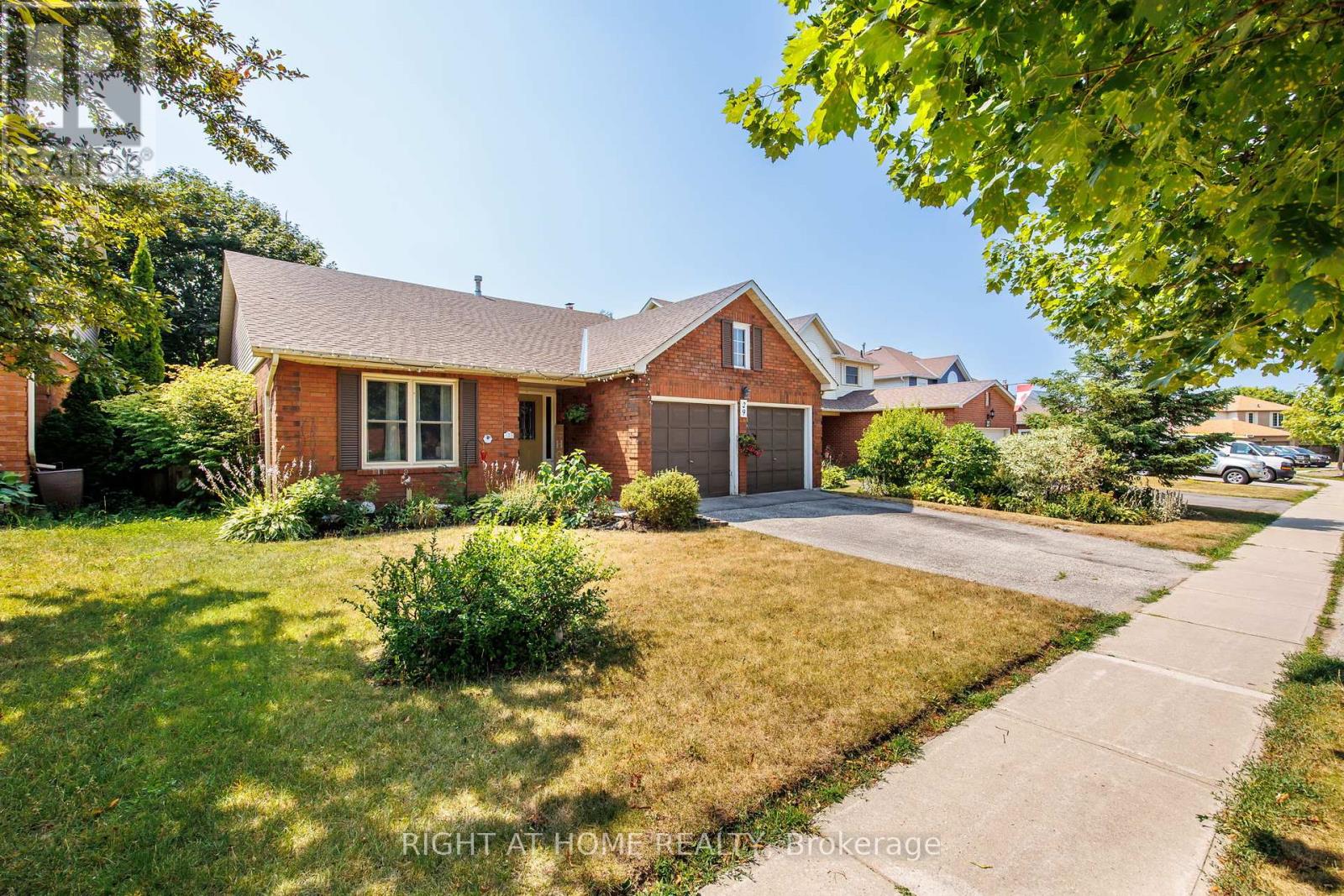 29 HERRELL AVENUE, Barrie, Ontario
