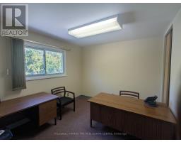 Upper - A - 284 Dunlop Street W, Barrie (0 North), Ca