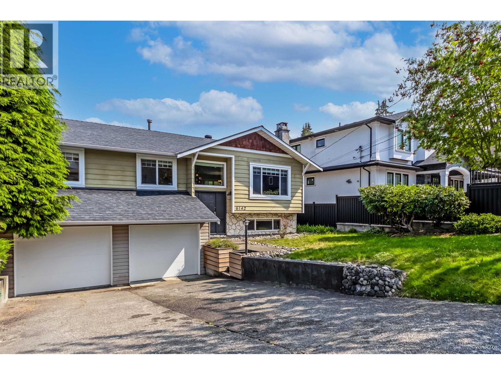 6142 Leibly Avenue, Burnaby, British Columbia  V5E 3C8 - Photo 2 - R3044504