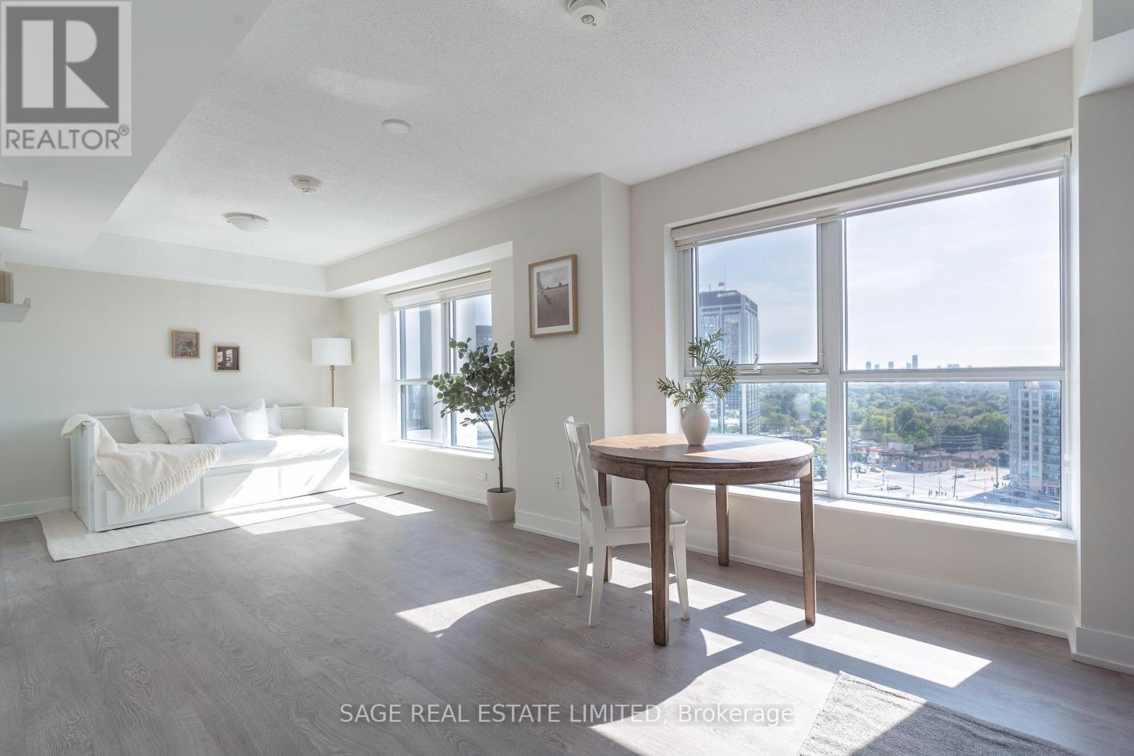 1423 - 9 Mabelle Avenue, Toronto (Islington-City Centre West), Ontario  M9A 0E1 - Photo 2 - W12406563