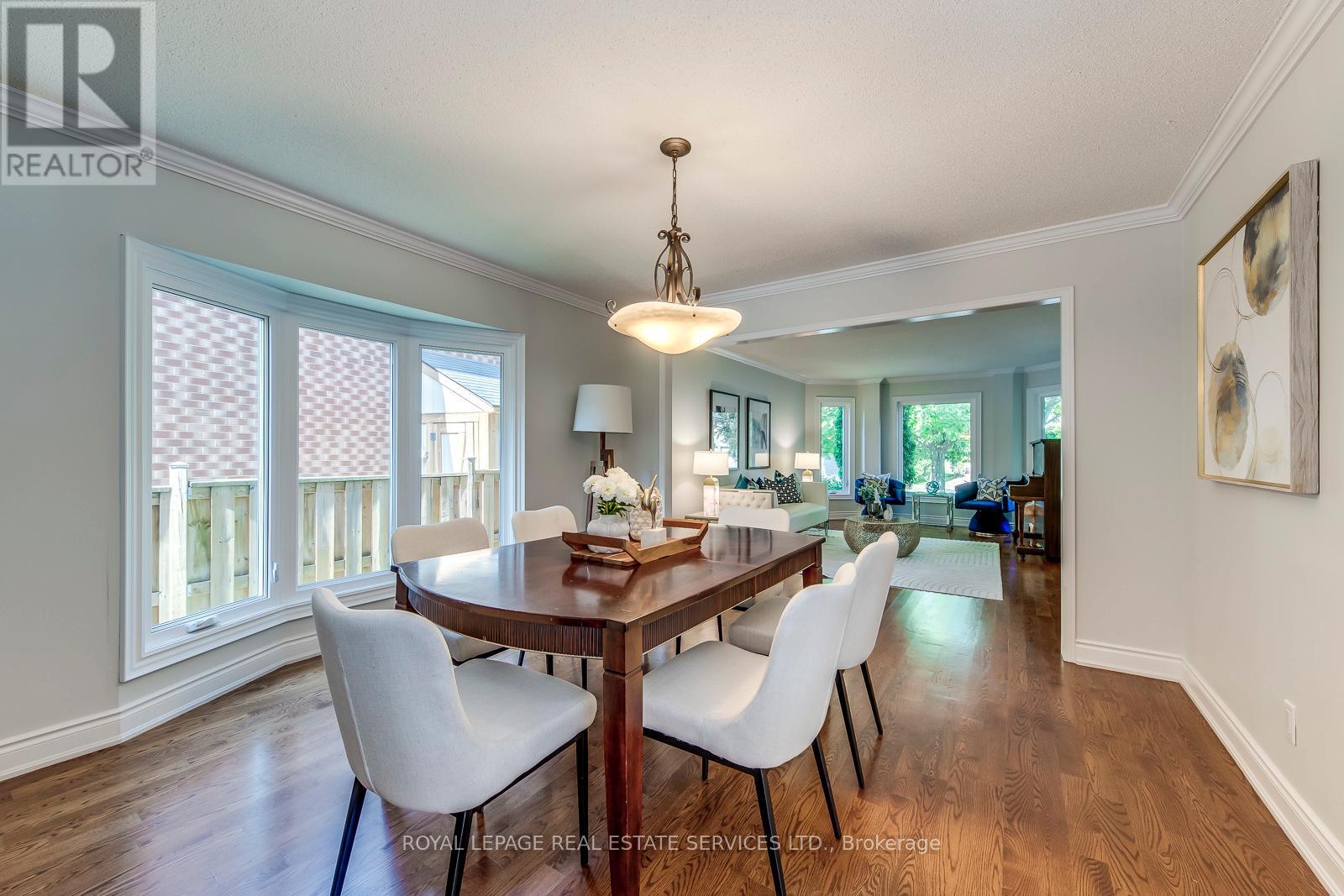 1366 Fieldcrest Lane, Oakville, Ontario  L6M 2W8 - Photo 10 - W12406570