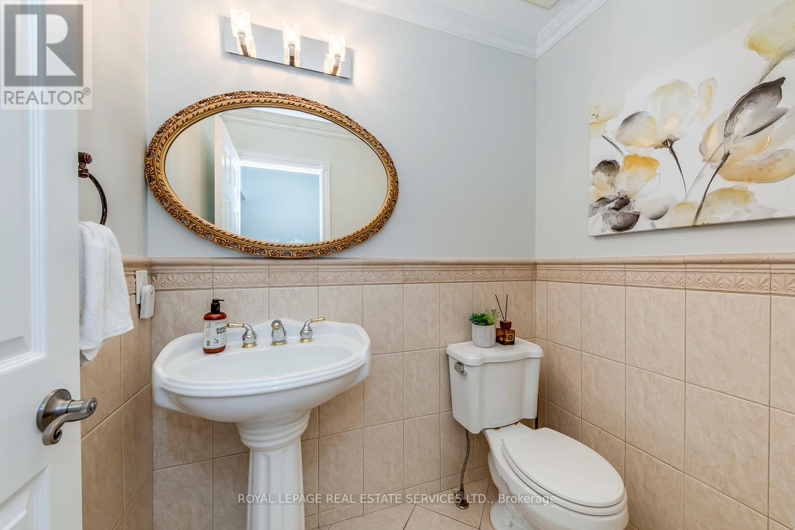 1366 Fieldcrest Lane, Oakville, Ontario  L6M 2W8 - Photo 20 - W12406570