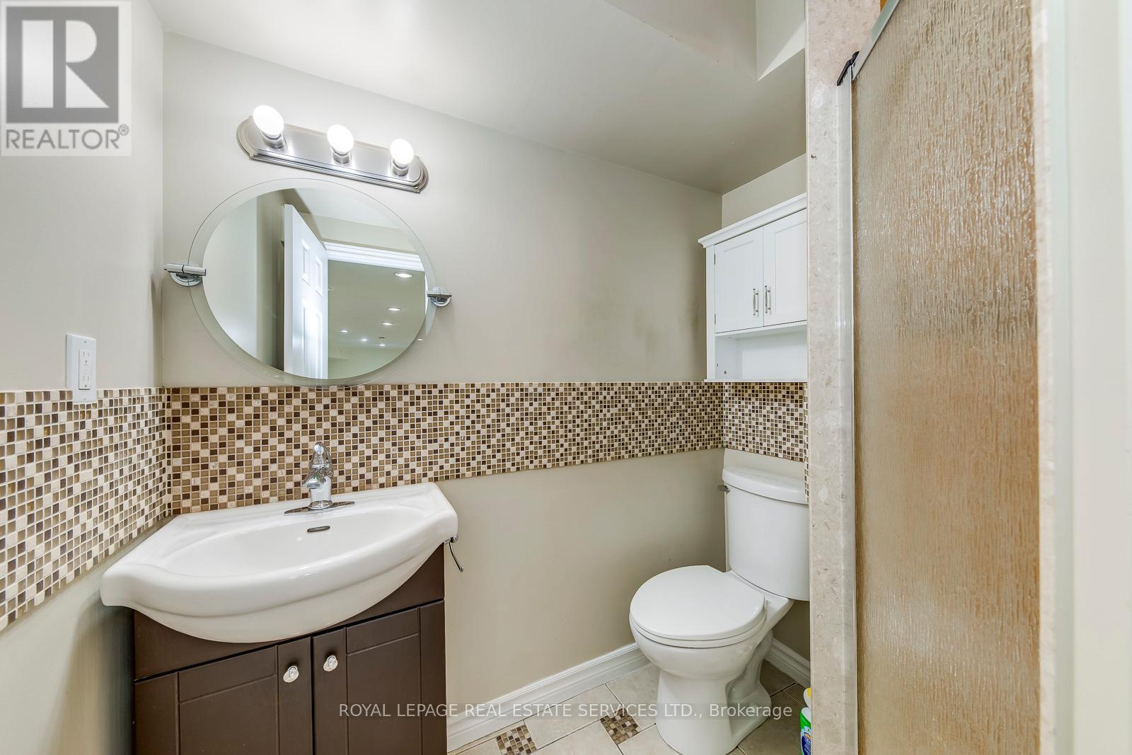 1366 Fieldcrest Lane, Oakville, Ontario  L6M 2W8 - Photo 32 - W12406570