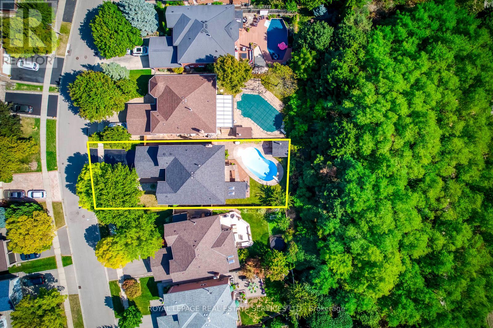 1366 Fieldcrest Lane, Oakville, Ontario  L6M 2W8 - Photo 45 - W12406570