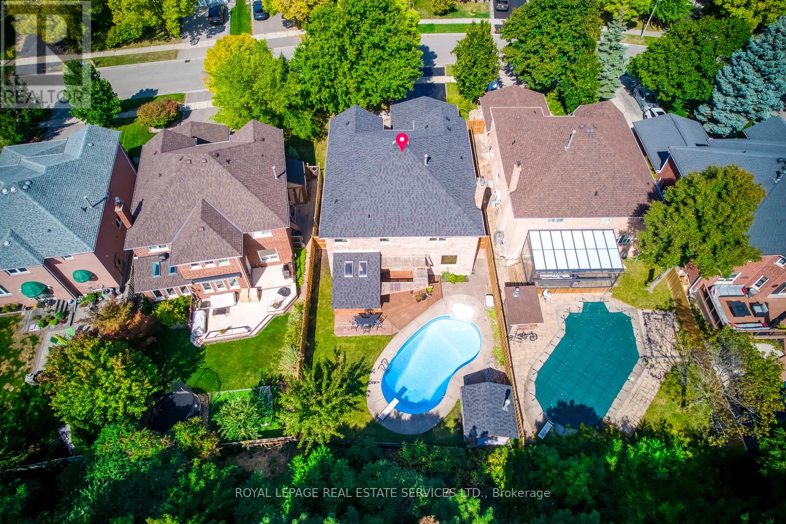 1366 Fieldcrest Lane, Oakville, Ontario  L6M 2W8 - Photo 46 - W12406570