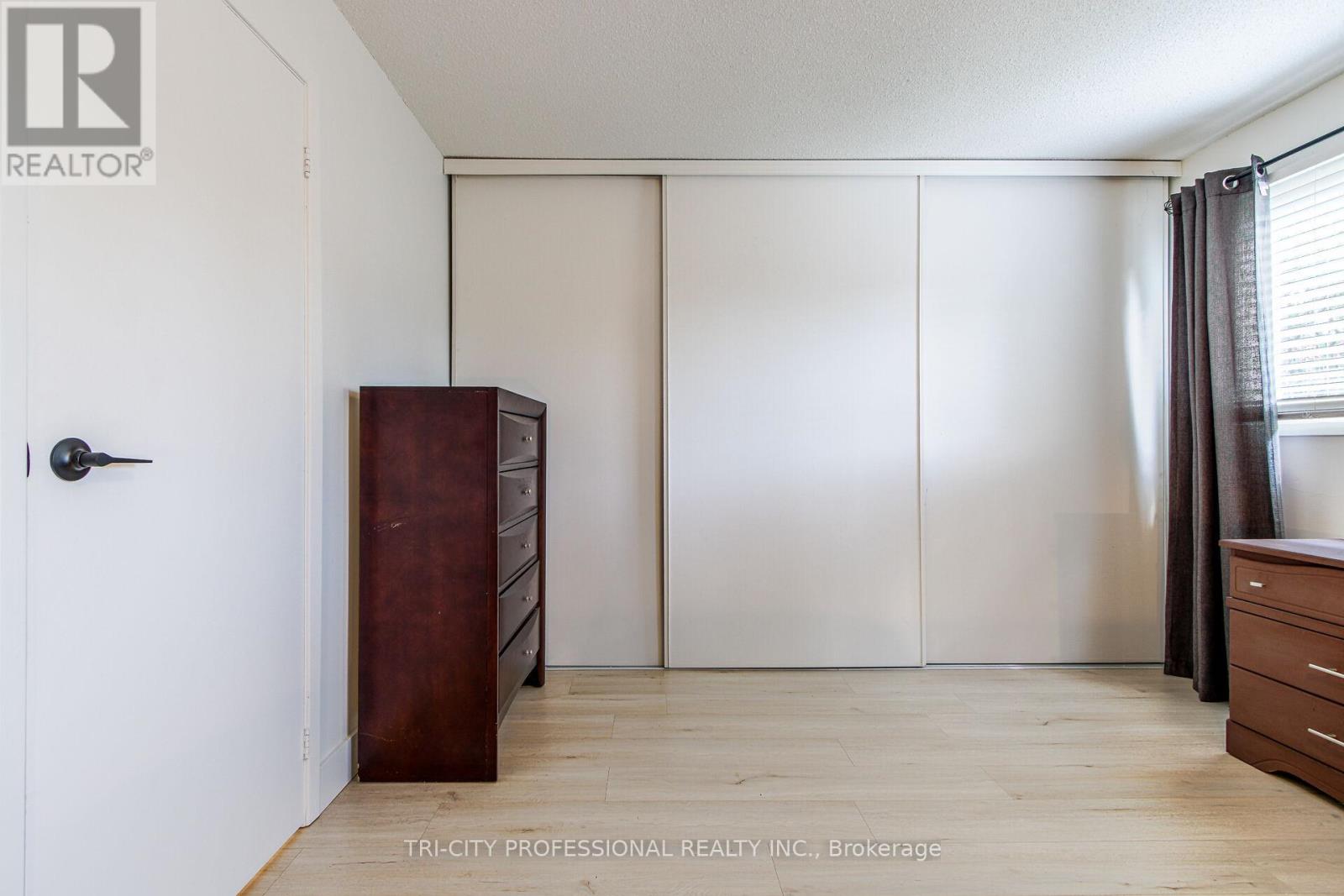 16 Mangrove Road, Brampton (Central Park), Ontario  L6S 3Y1 - Photo 27 - W12406601