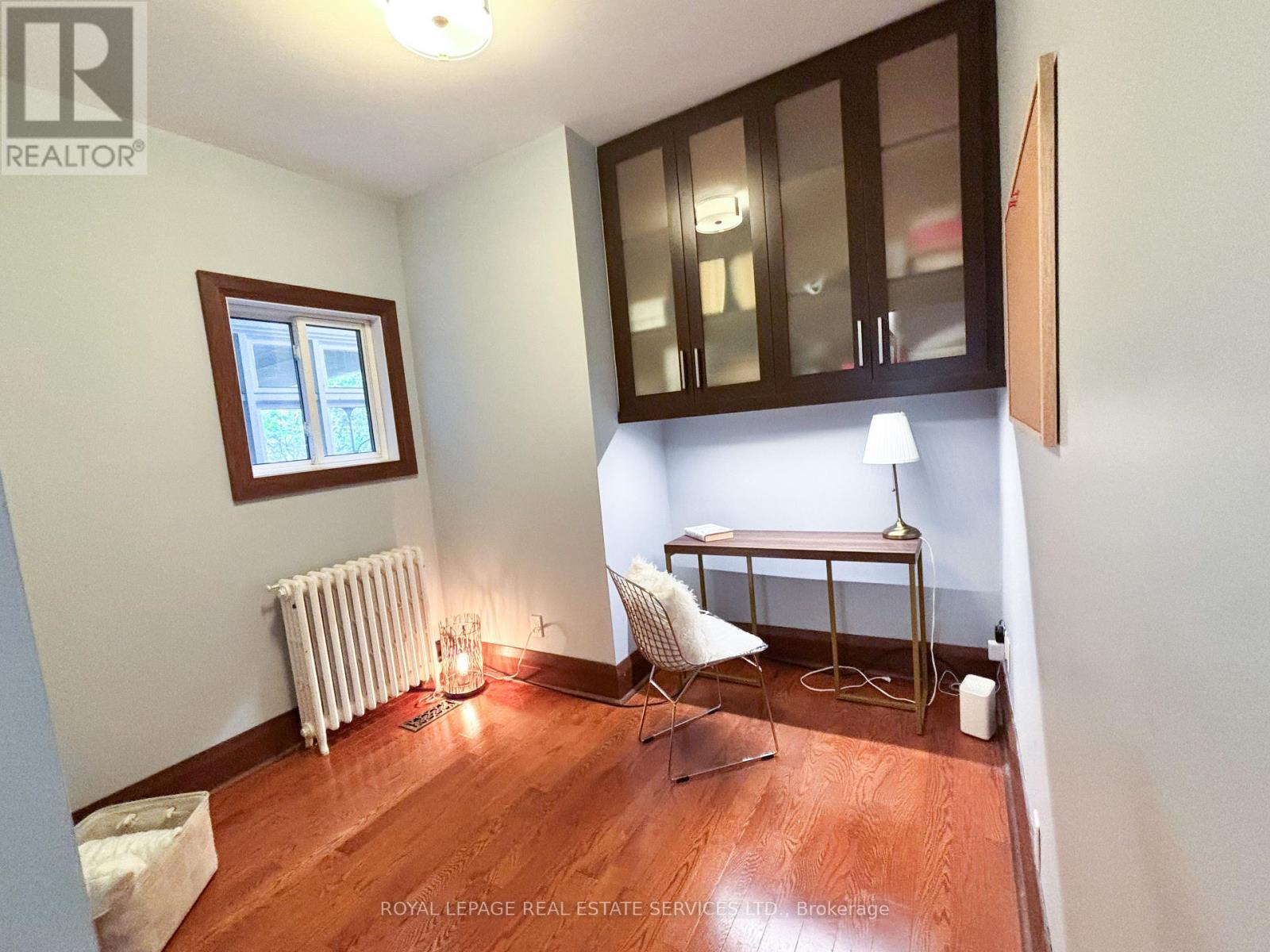 157 Colbeck Street, Toronto, Ontario  M6S 1V8 - Photo 11 - W12406611