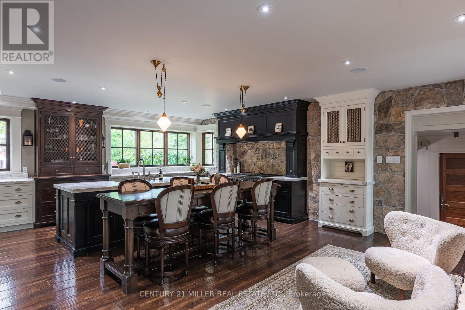 243 Alscot Crescent, Oakville, Ontario  L6J 4R5 - Photo 20 - W12406621