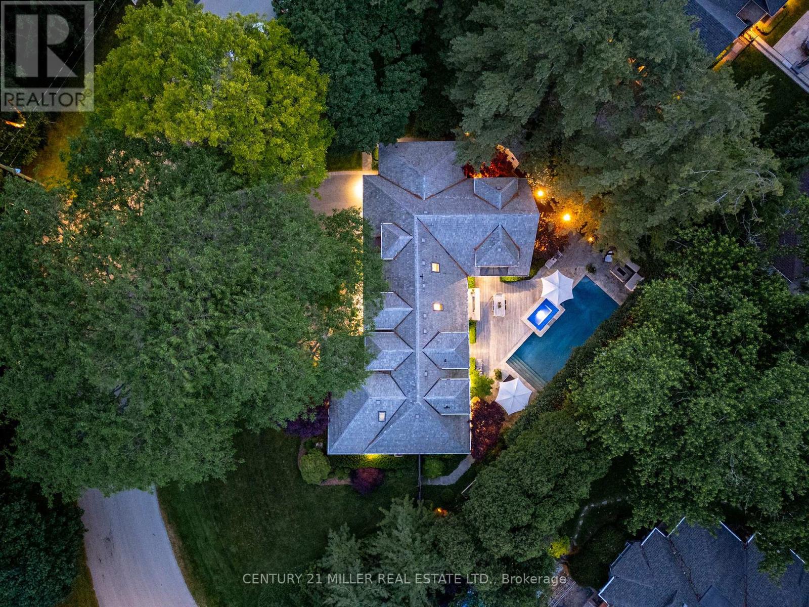 243 Alscot Crescent, Oakville, Ontario  L6J 4R5 - Photo 6 - W12406621