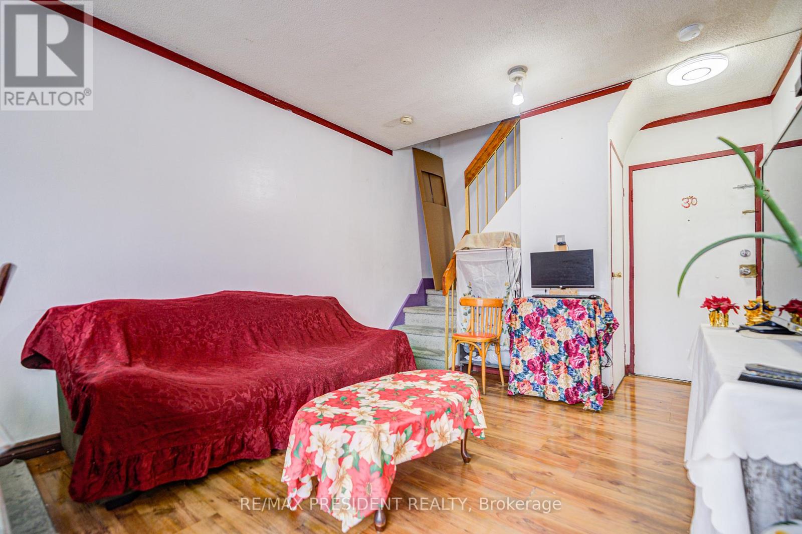 250 - 10 Eddystone Avenue, Toronto, Ontario  M3N 2T2 - Photo 12 - W12406671