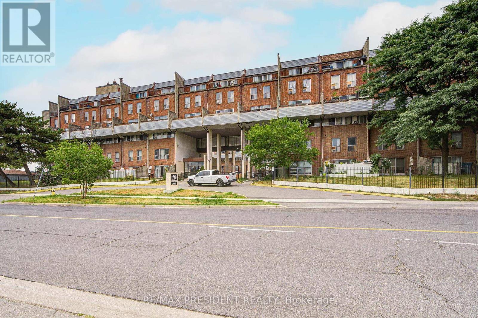 250 - 10 Eddystone Avenue, Toronto, Ontario  M3N 2T2 - Photo 2 - W12406671