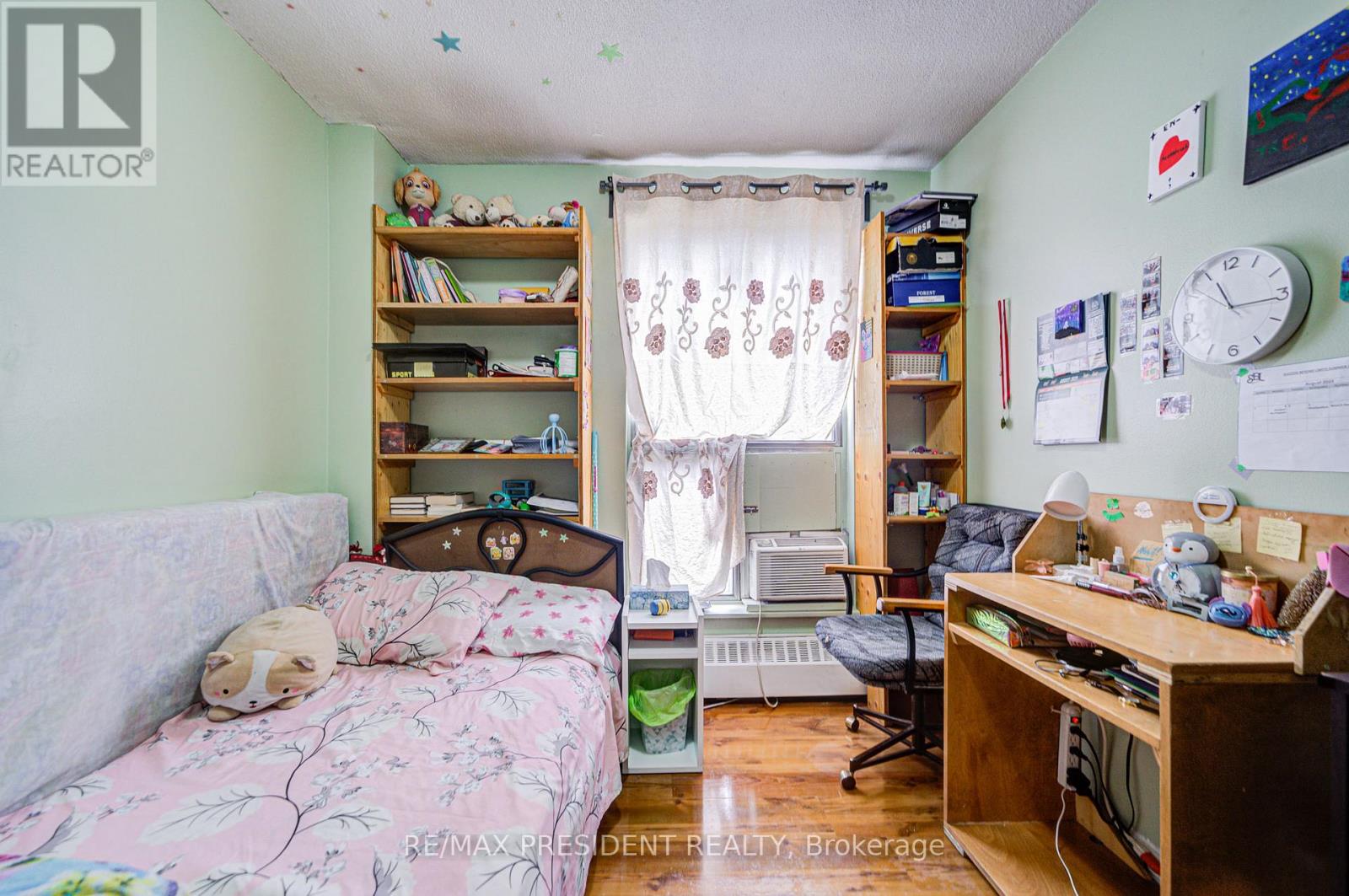 250 - 10 Eddystone Avenue, Toronto, Ontario  M3N 2T2 - Photo 29 - W12406671