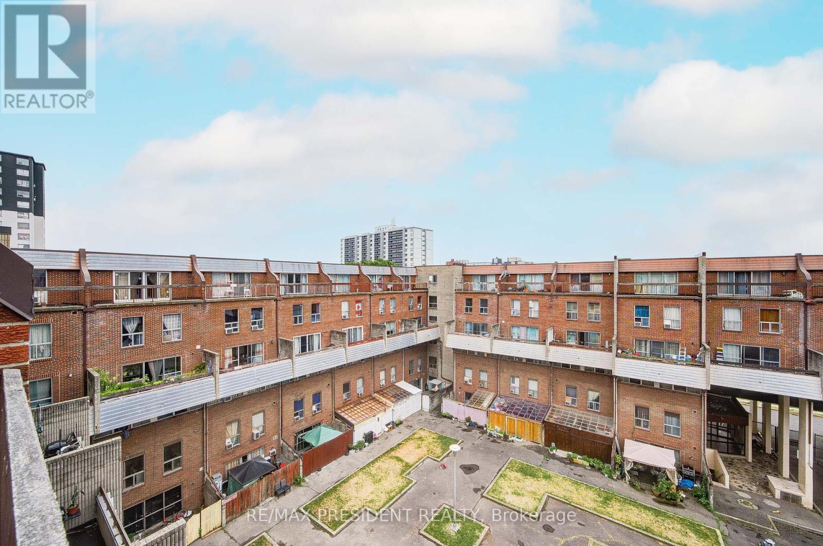 250 - 10 Eddystone Avenue, Toronto, Ontario  M3N 2T2 - Photo 45 - W12406671