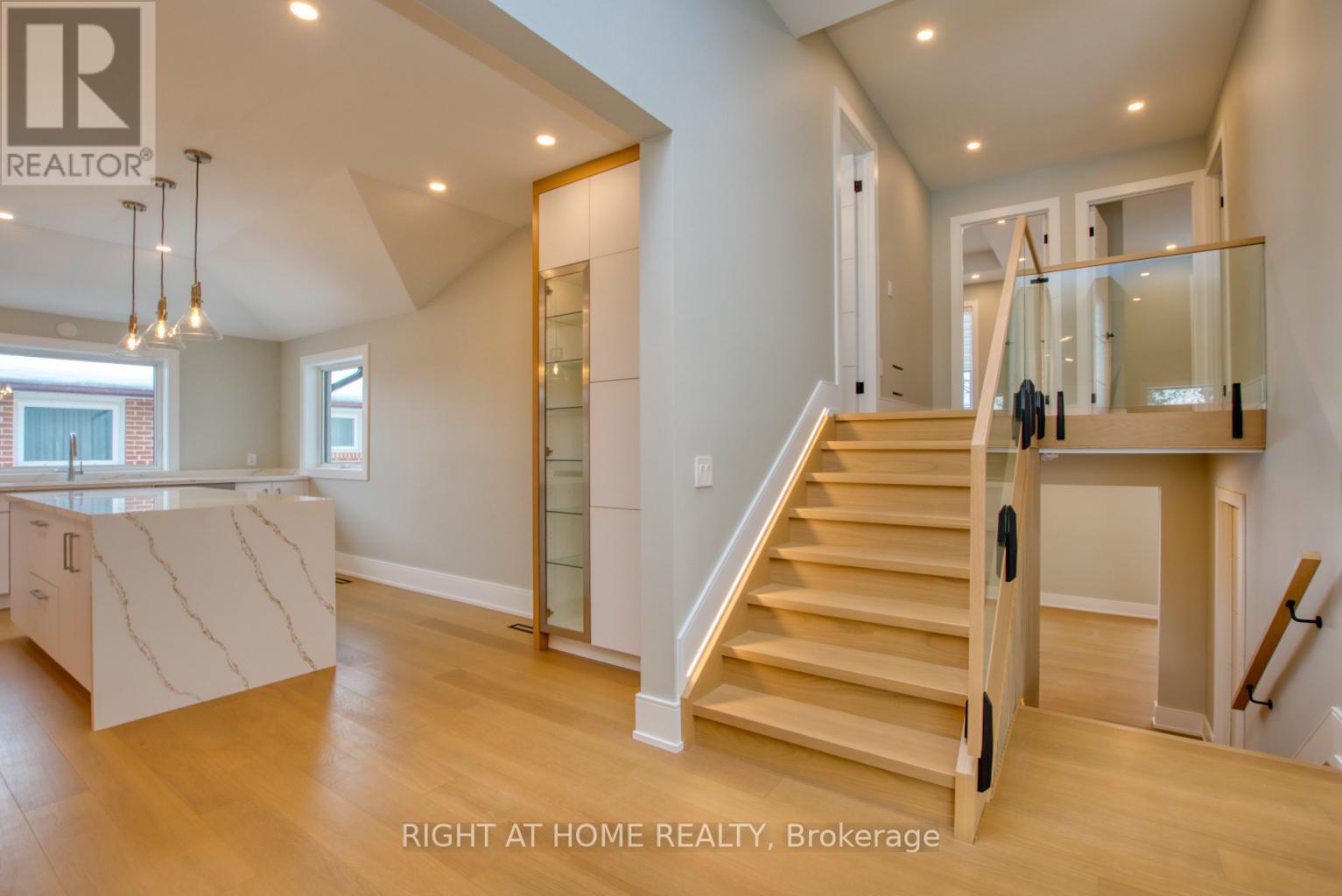 4283 Wilcox Road, Mississauga, Ontario  L4Z 1C3 - Photo 14 - W12406763
