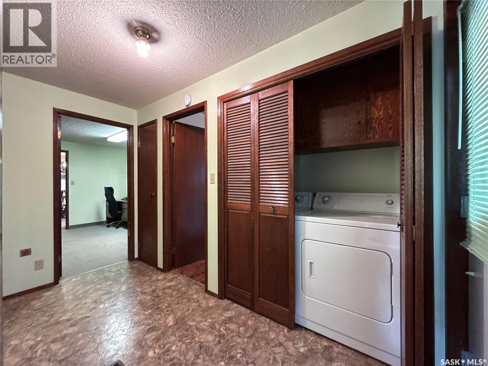 107 Centre Street, Kincaid, Saskatchewan  S0H 2J0 - Photo 26 - SK018423