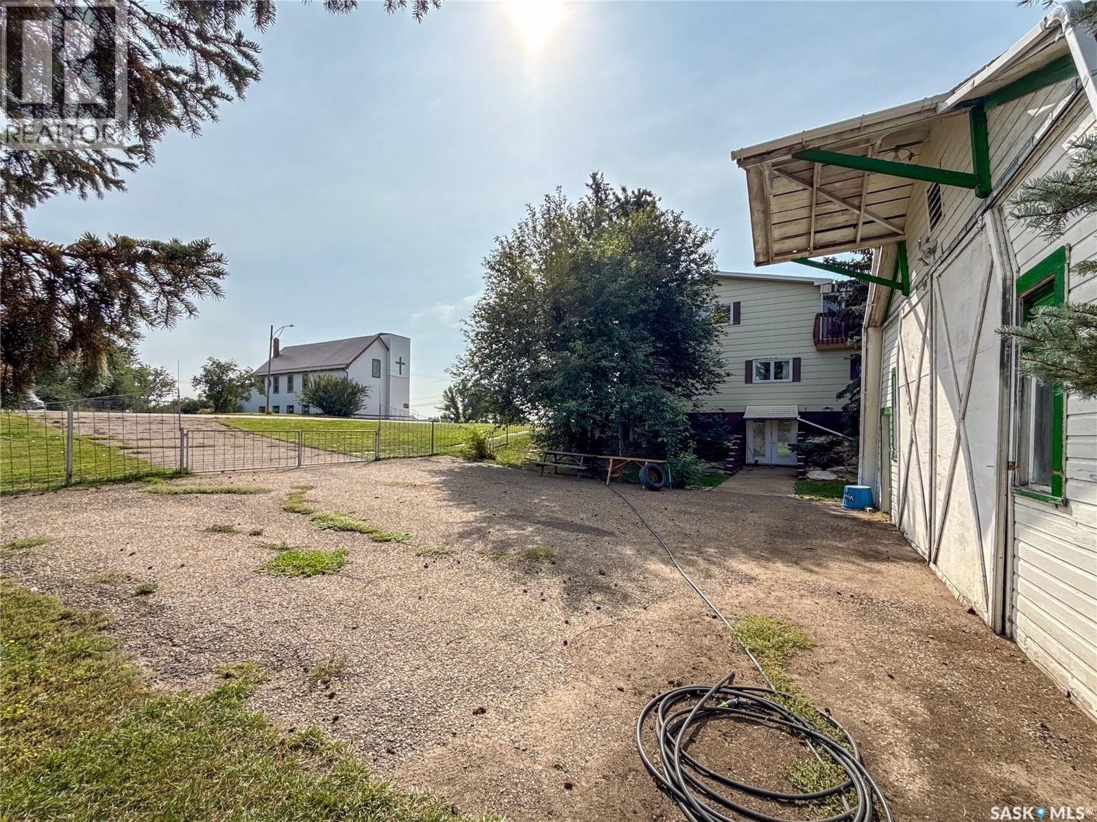 107 Centre Street, Kincaid, Saskatchewan  S0H 2J0 - Photo 46 - SK018423