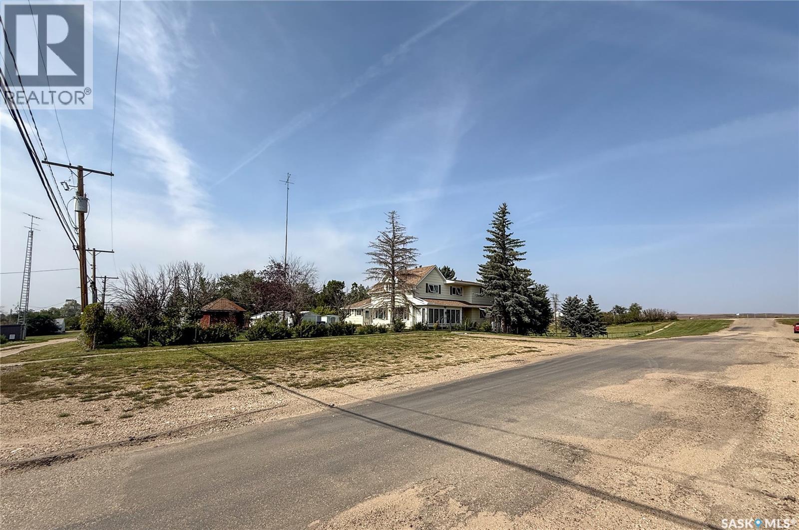 107 Centre Street, Kincaid, Saskatchewan  S0H 2J0 - Photo 48 - SK018423