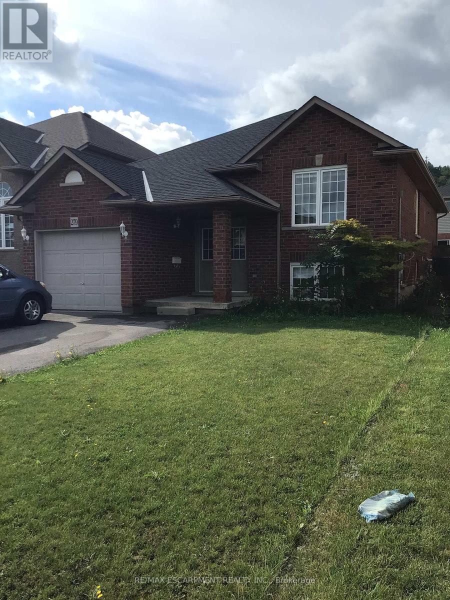 2 - 279 Nashville Circle, Hamilton, Ontario  L8G 5H2 - Photo 17 - X12406643