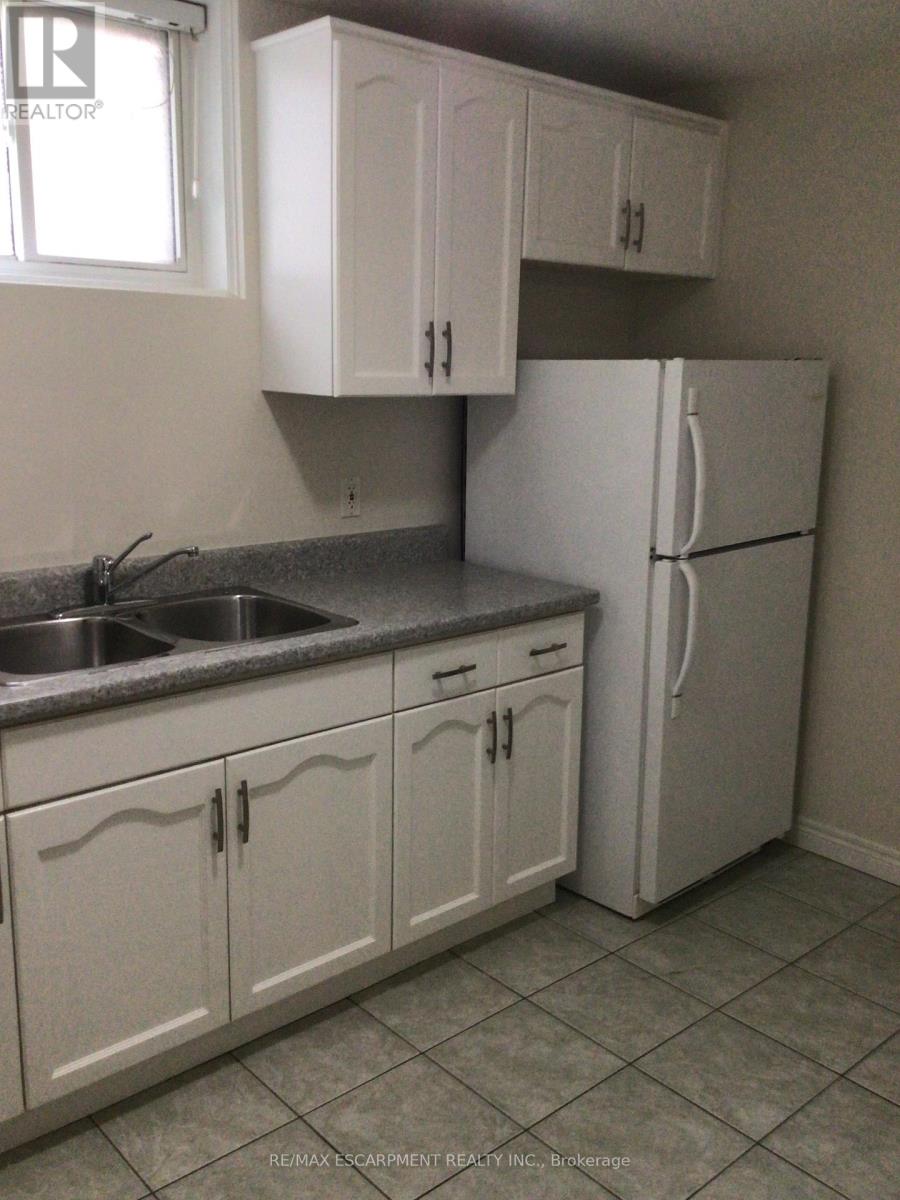 2 - 279 Nashville Circle, Hamilton, Ontario  L8G 5H2 - Photo 19 - X12406643