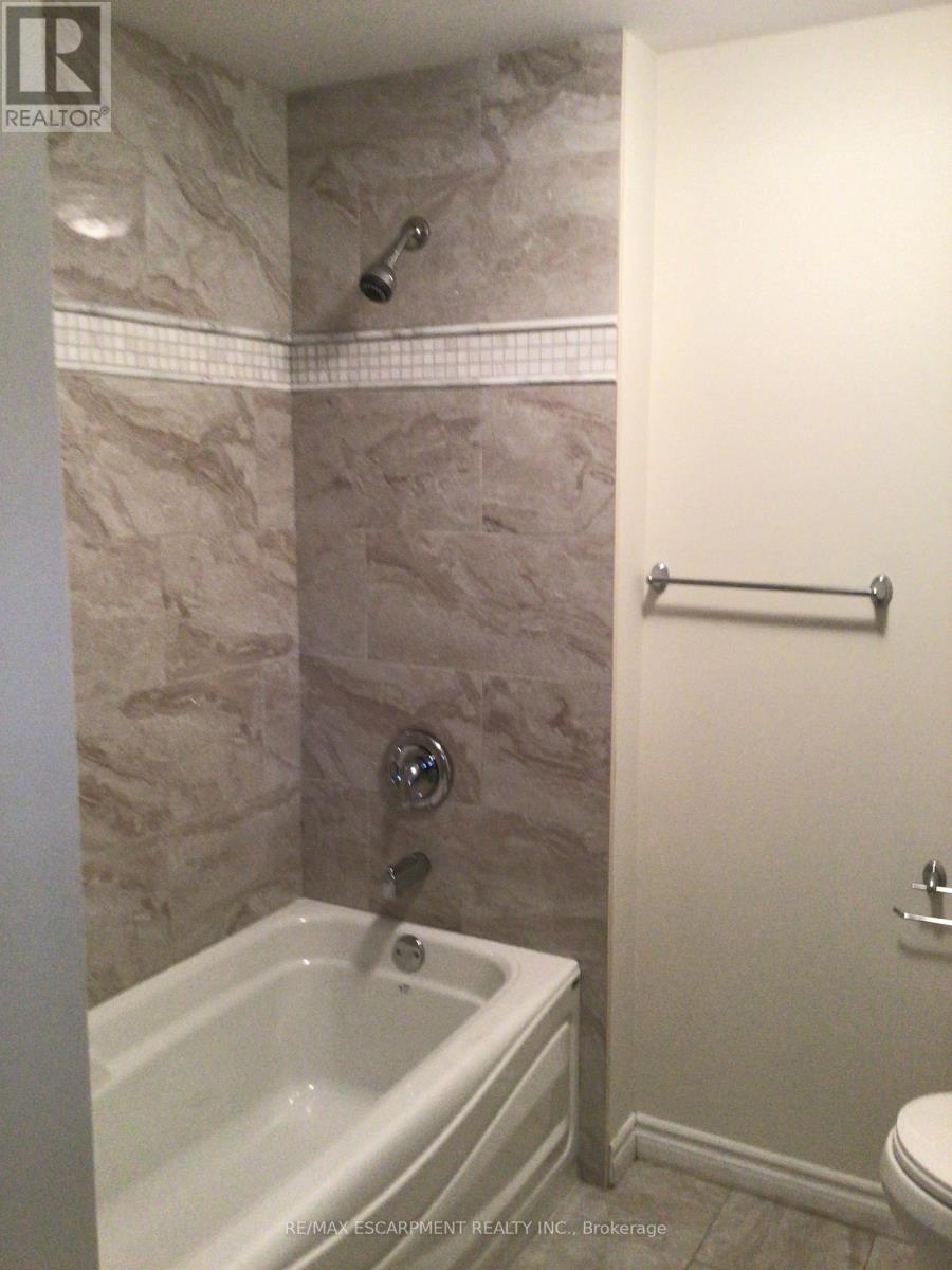 2 - 279 Nashville Circle, Hamilton, Ontario  L8G 5H2 - Photo 23 - X12406643