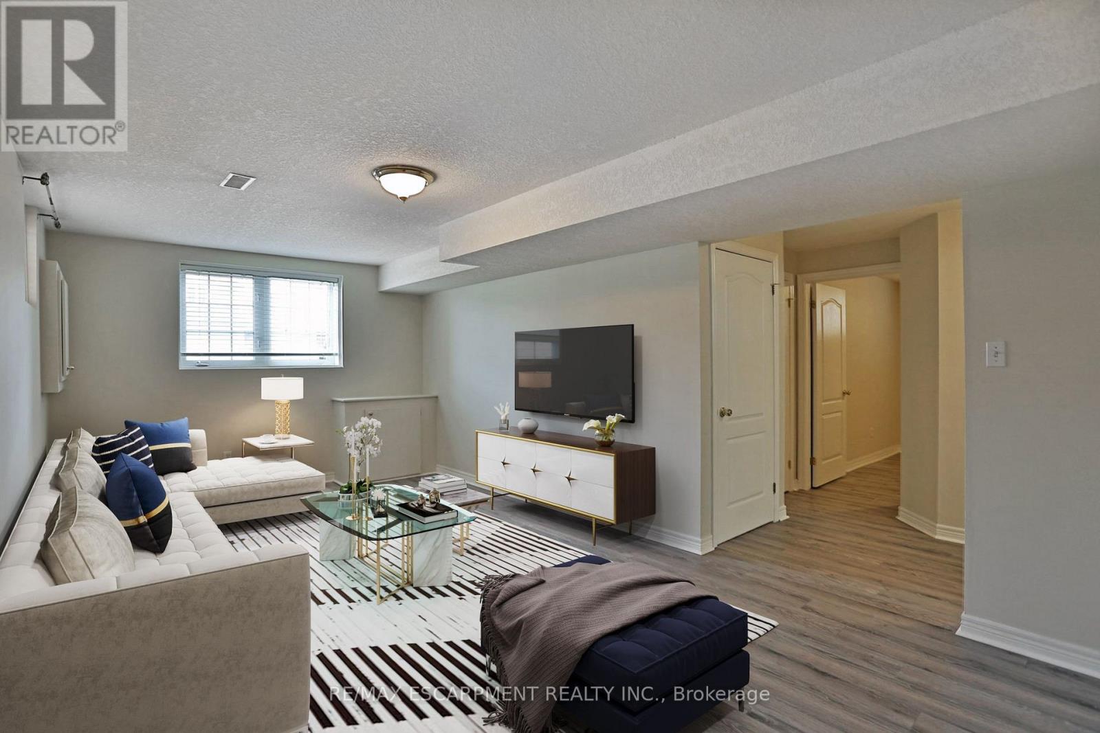 2 - 279 Nashville Circle, Hamilton, Ontario  L8G 5H2 - Photo 29 - X12406643