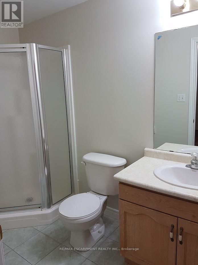 2 - 279 Nashville Circle, Hamilton, Ontario  L8G 5H2 - Photo 3 - X12406643