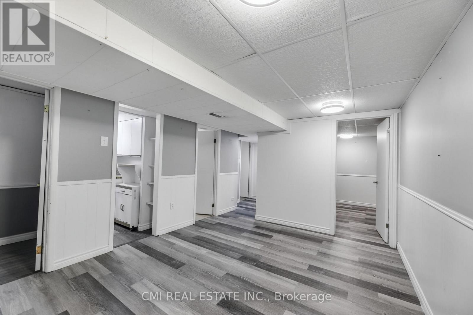 106 Laurentian Drive N, London East, Ontario  N5W 1P2 - Photo 25 - X12406673