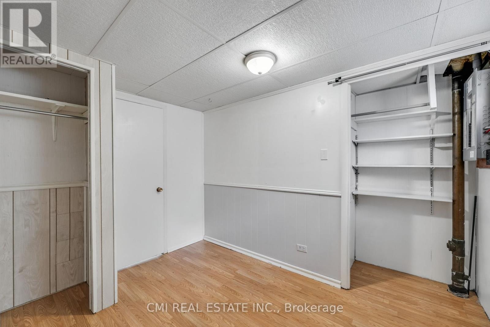 106 Laurentian Drive N, London East, Ontario  N5W 1P2 - Photo 29 - X12406673