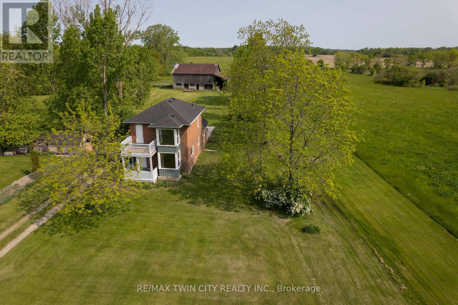 29 Old Lakeshore Road, Norfolk (Port Dover), Ontario  N0A 1N3 - Photo 9 - X12406679
