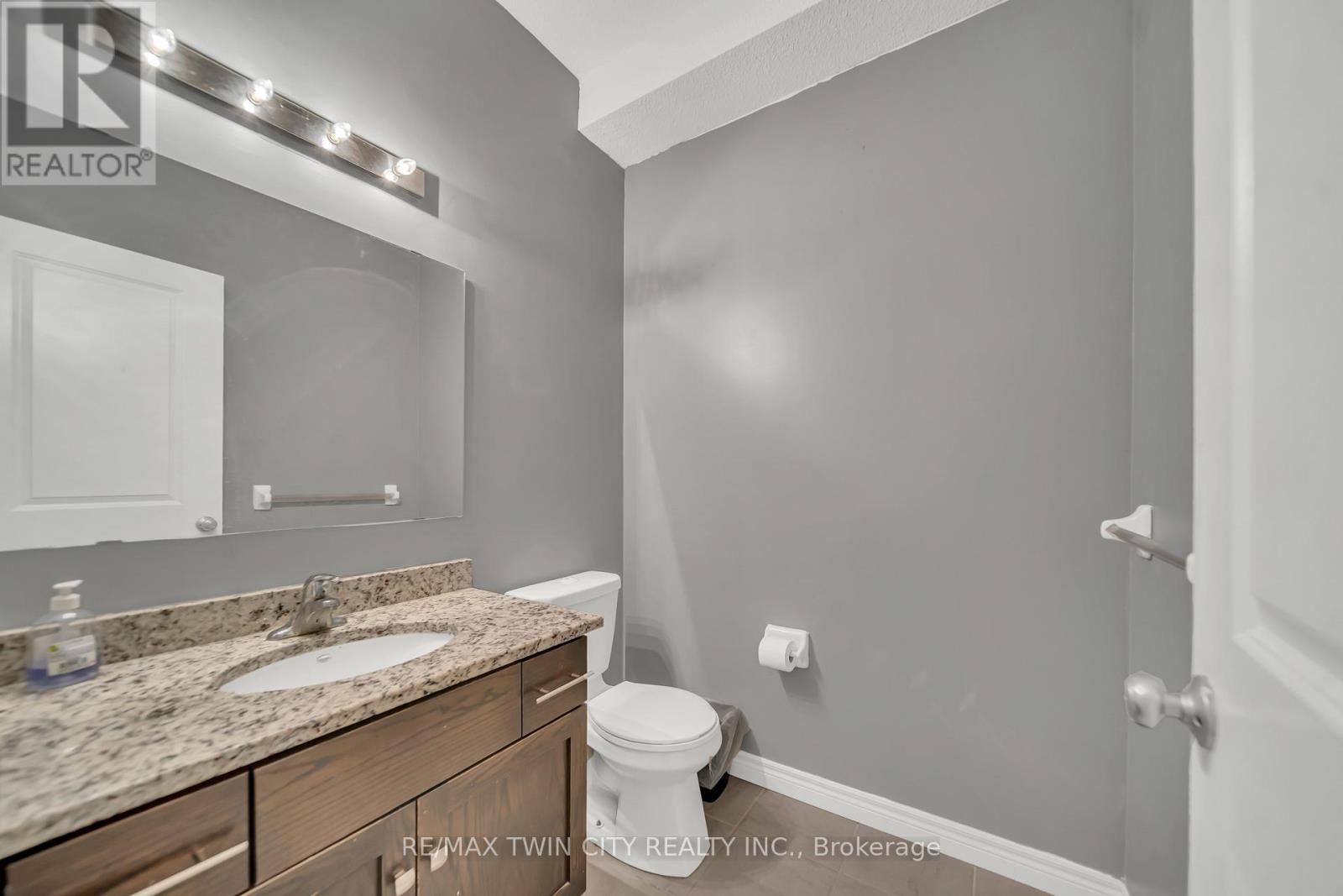 190 Eden Oak Trail, Kitchener, Ontario  N2H 0H6 - Photo 14 - X12406706