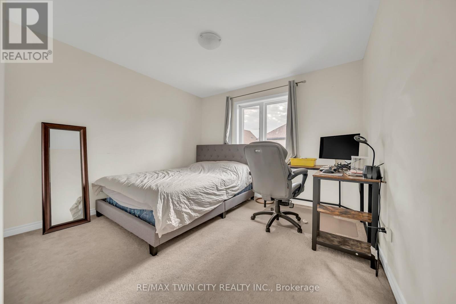 190 Eden Oak Trail, Kitchener, Ontario  N2H 0H6 - Photo 21 - X12406706