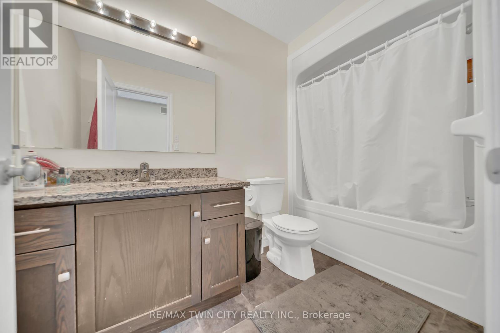 190 Eden Oak Trail, Kitchener, Ontario  N2H 0H6 - Photo 27 - X12406706