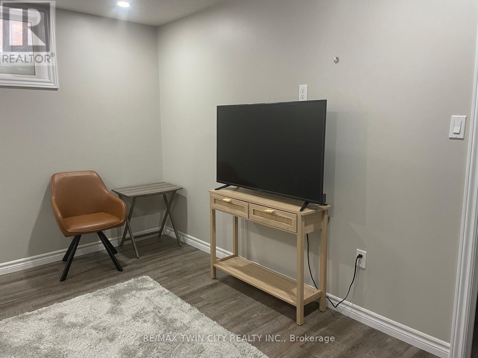 190 Eden Oak Trail, Kitchener, Ontario  N2H 0H6 - Photo 30 - X12406706