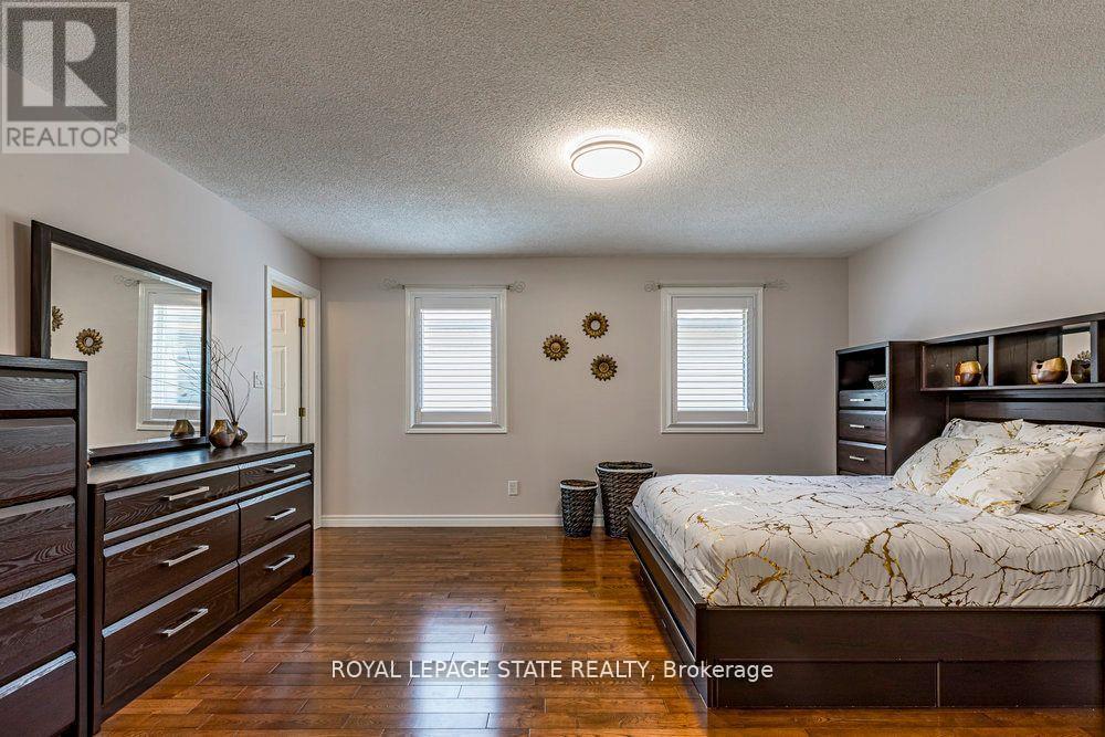 42 Archer Way, Hamilton, Ontario  L0R 1W0 - Photo 26 - X12406745